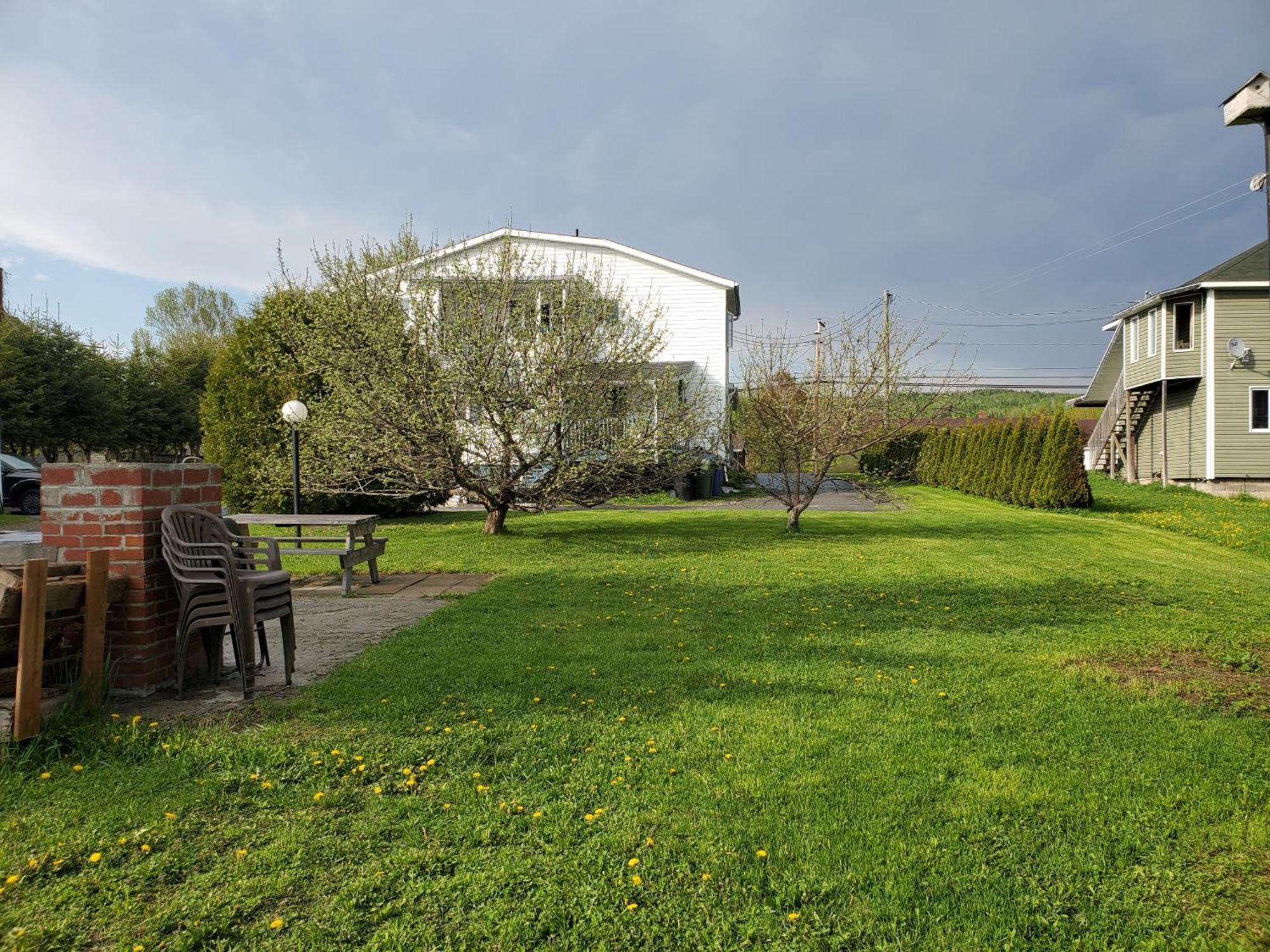 Le1226-Private Room 6 With Free Wifi And Parking Edmundston Exteriör bild