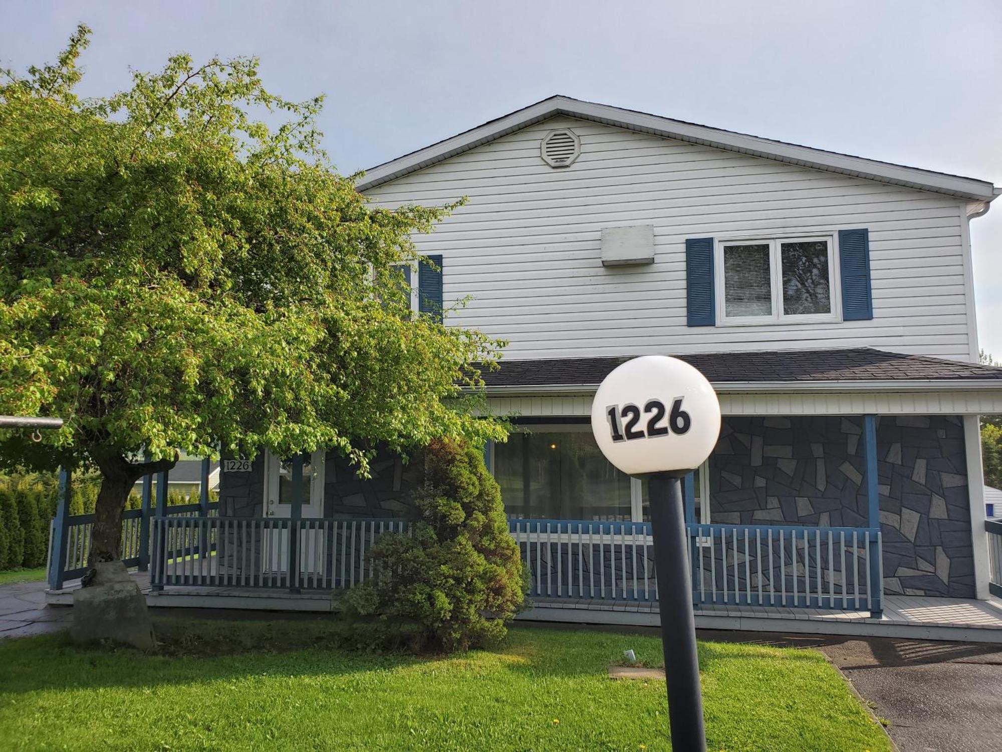 Le1226-Private Room 6 With Free Wifi And Parking Edmundston Exteriör bild